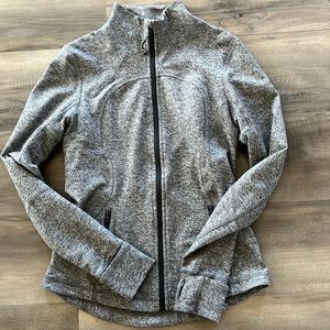 Lululemon Forme Jacket Size 8 EUC